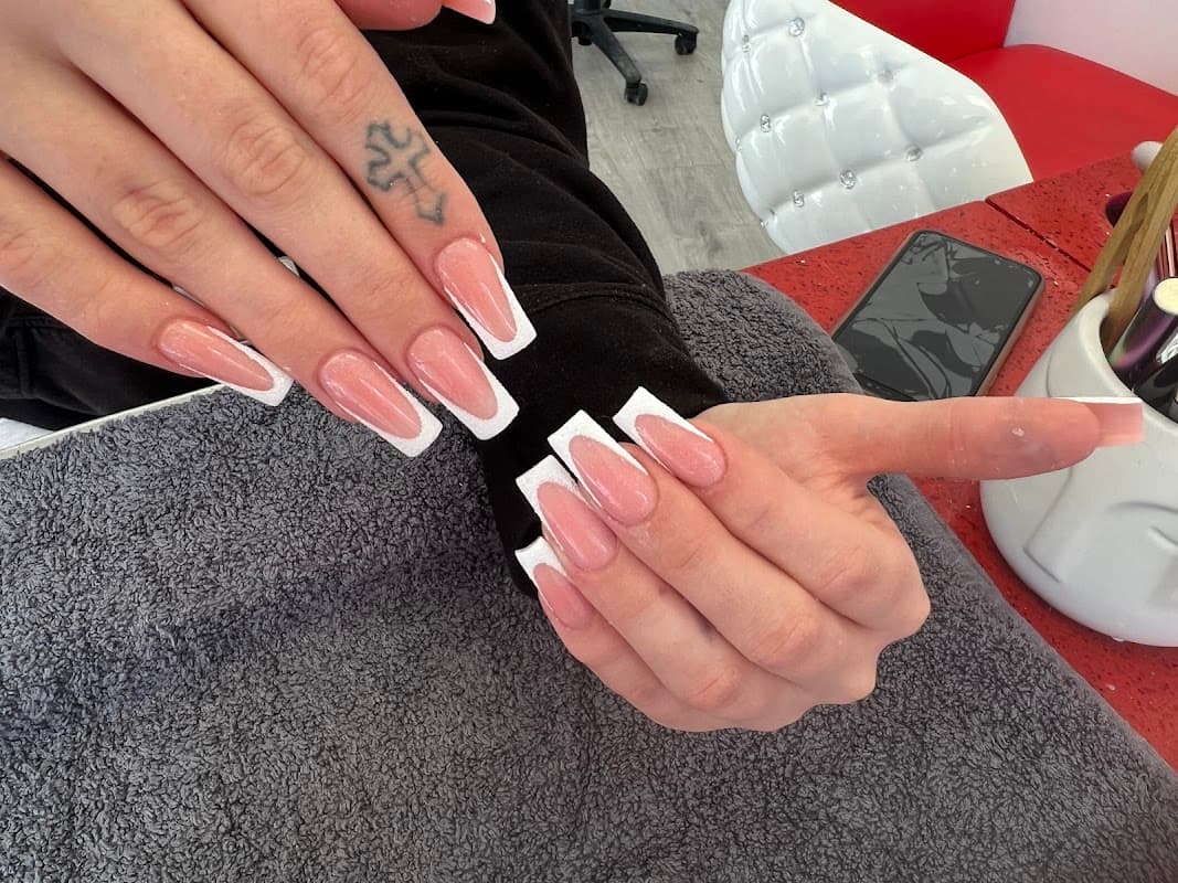 T94 Nails Spa