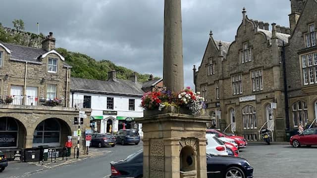 Bus Stop at Market Place - Bus Stops in settle