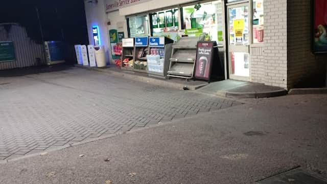 Loco - Petrol Stations in killingbeck