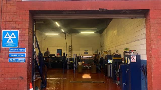 Warrenby Motors - Garages in redcar