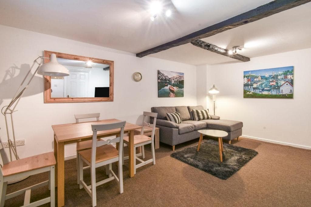 Millers Cottage-Free allocated parking