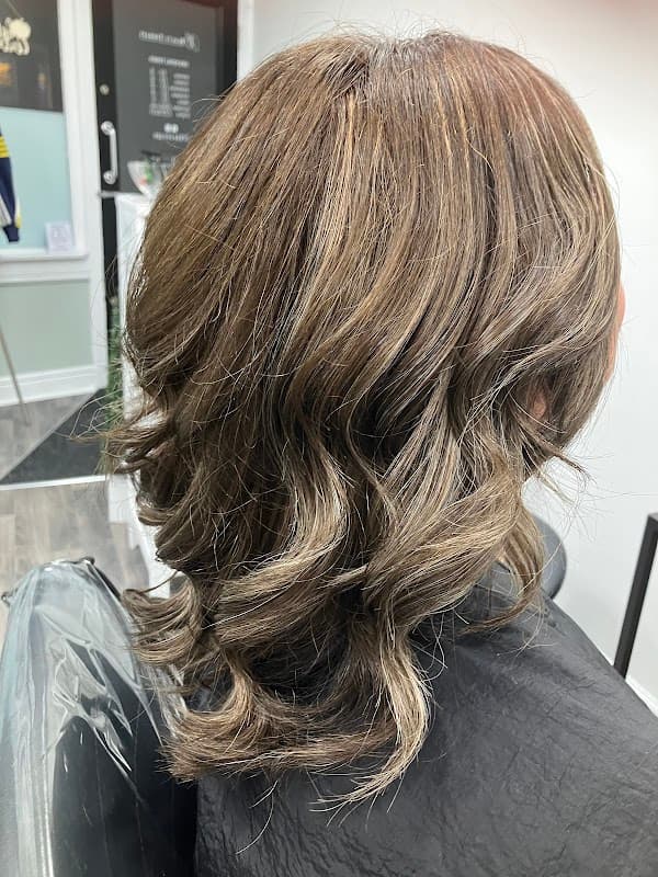 R L Hair (based in JB Beauty Therapy).