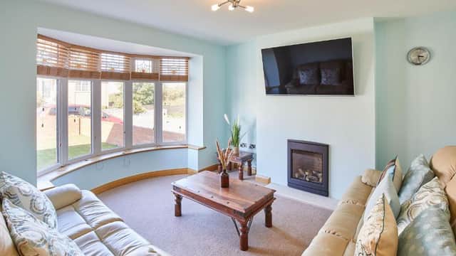 Host & Stay - Cliff Road