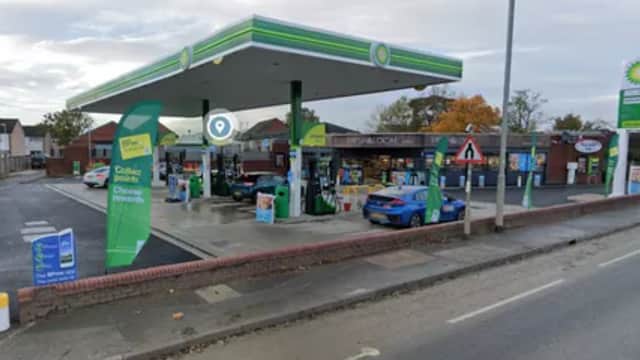 Whinmoor Service Station - Petrol Stations in killingbeck