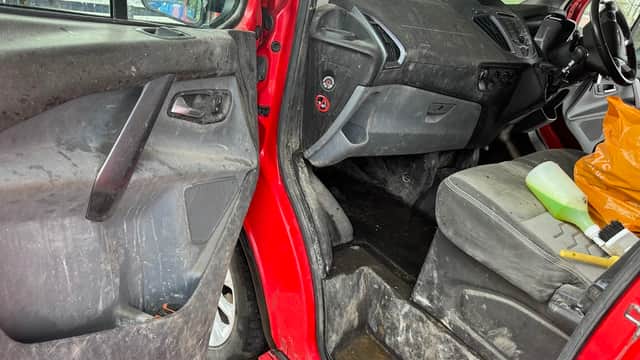 Isoo Hand Car Wash - Car Washes in castleford
