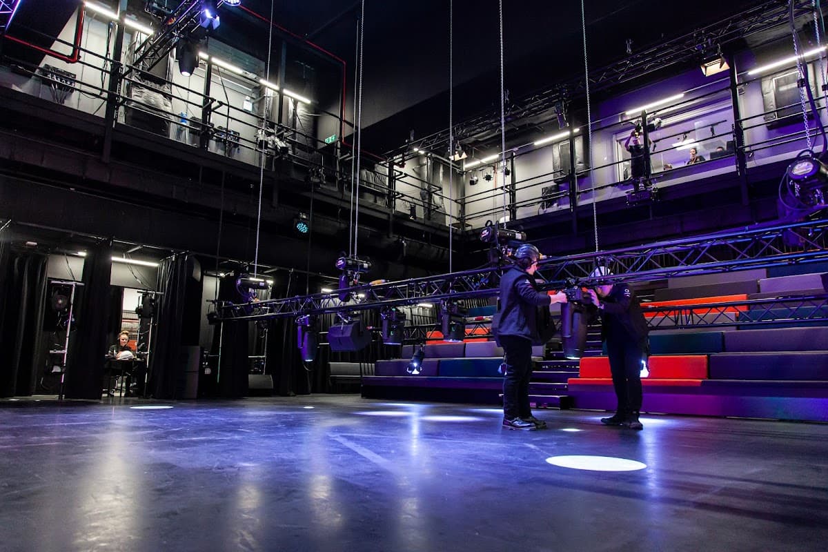 Chroma-Q Theatre