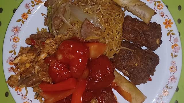 Dining at Harbour City in headingley