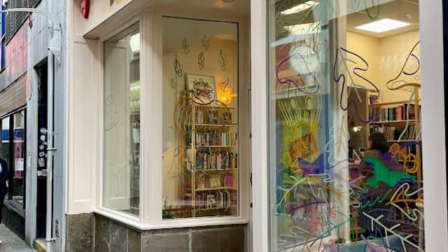 Juno Books - Bookshops in sheffield