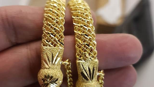 CHACHA JEWELLERS - Jewellers in bradford
