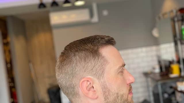 Billion Hair Brough - Barbers in brough