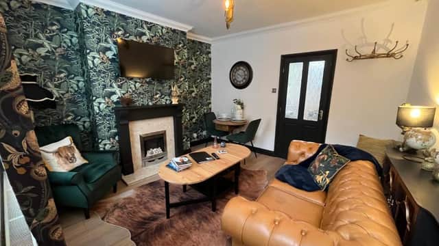 Accommodation at Contemporary & Chic inner terrace 5 mins from Barnsley town centre in barnsley