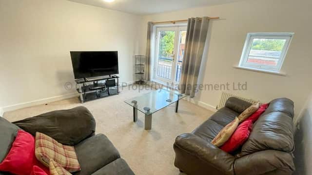 Accommodation at 159 Sculcoates Lane, Fully equipped, self catering, close to multiple bars and restaurants and Hull University in hull