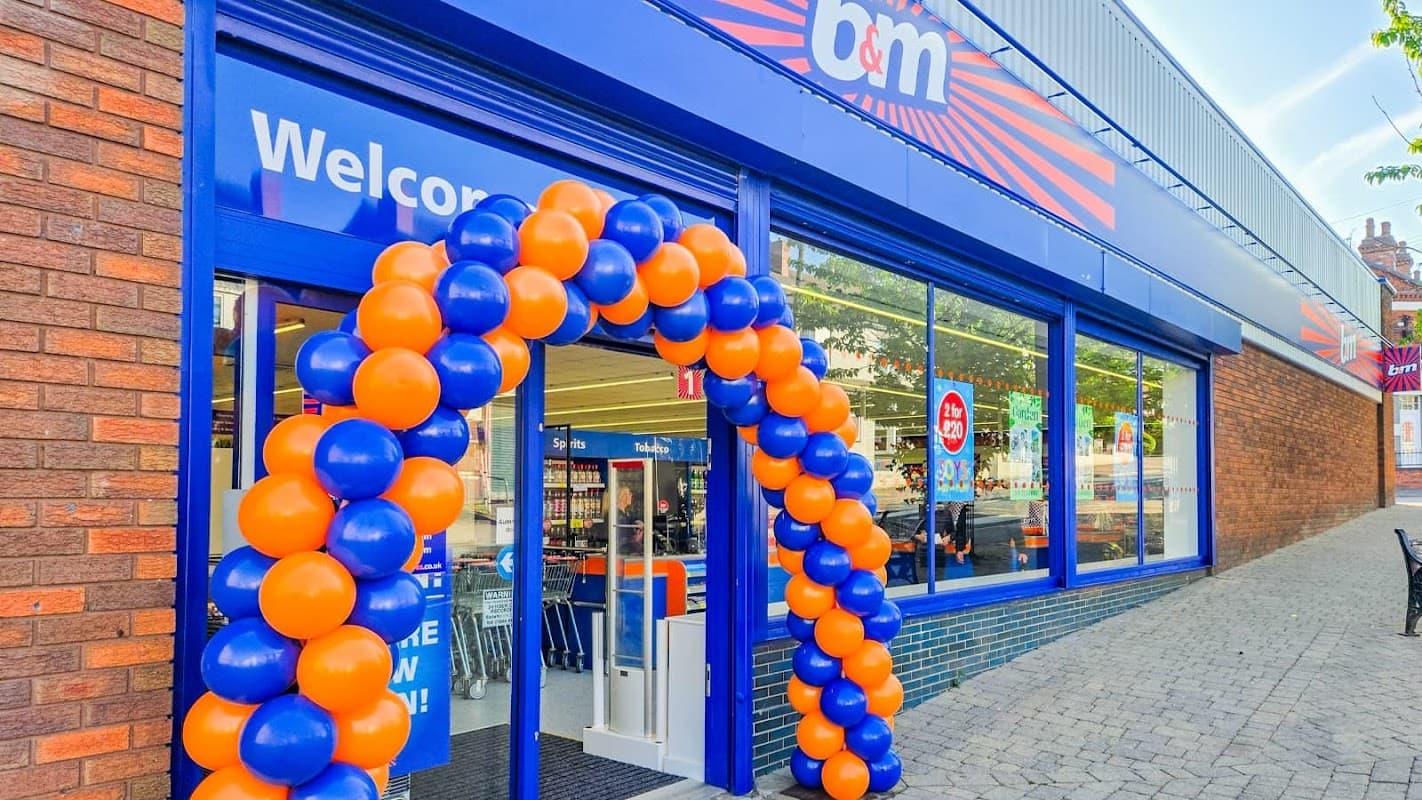 B&M Store