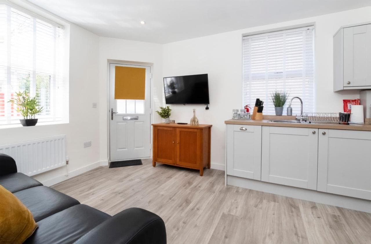 Livingstone street Apartments with Free Parking, York, Yorkshire