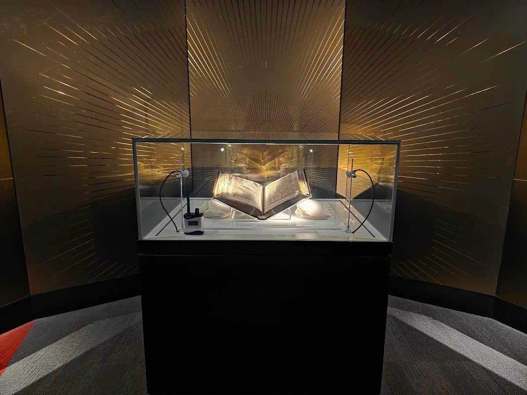 Undercroft Museum
