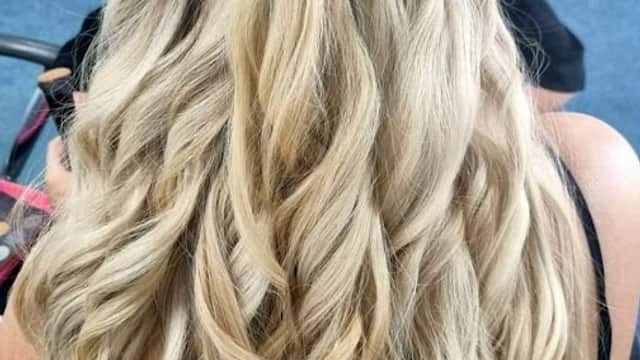 Stellas - Hair Salons in barnsley