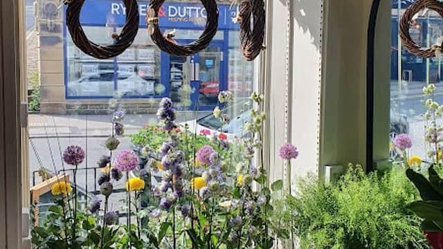 Seasonal Blooms Holmfirth - Florists in holme valley