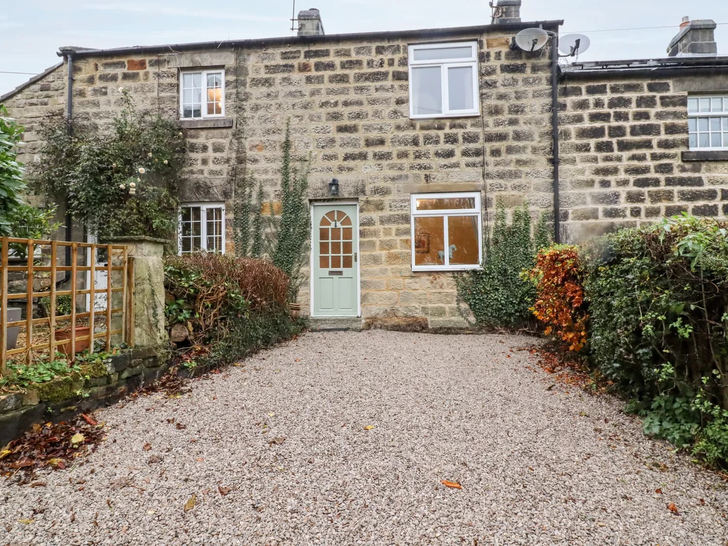 7 Scarah Bank Cottages