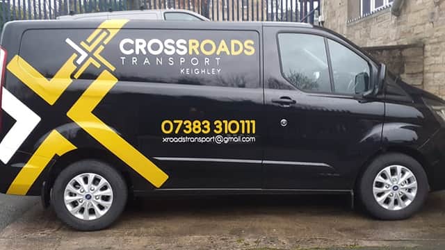 Crossroads transport - Couriers in cross roads