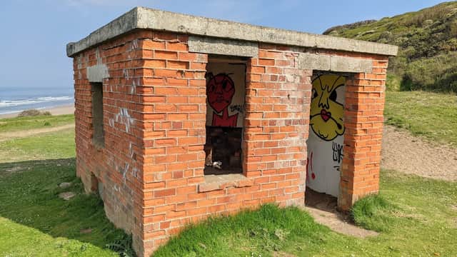 Toulson Weighbridge Office - Attraction in speeton