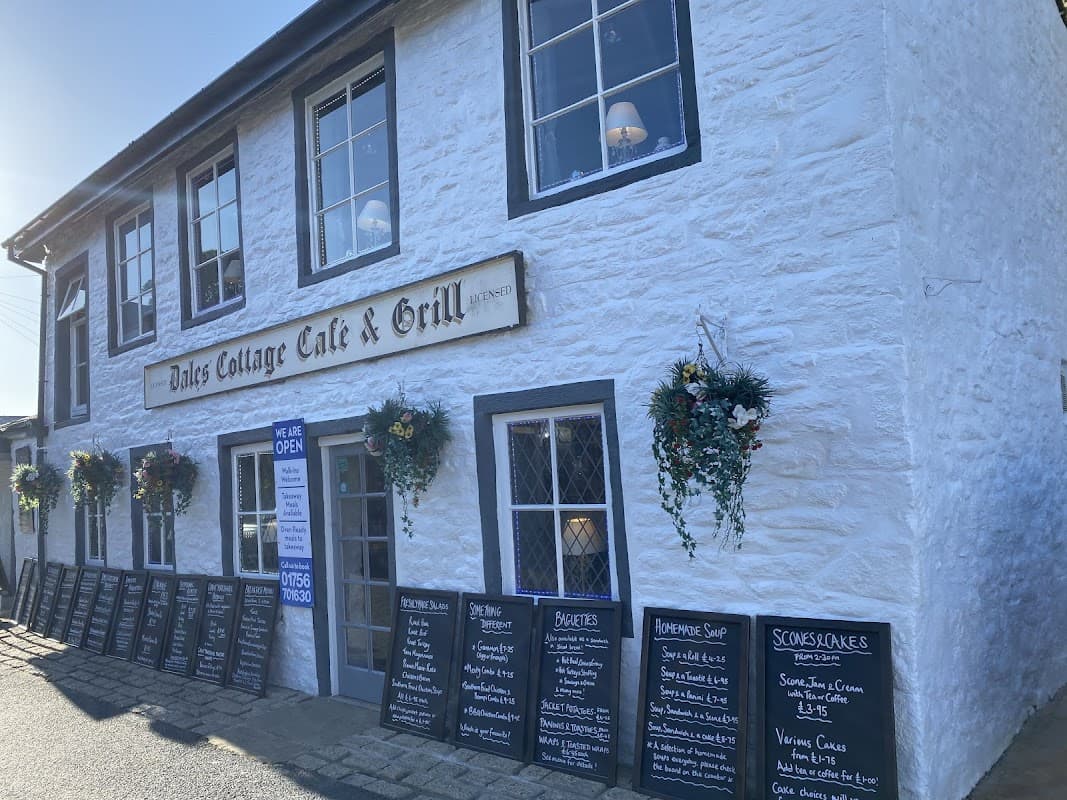 Dales Cottage Cafe & Grill