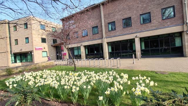 Robert Winston Building - Universities in heeley