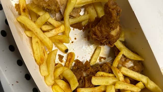 Cheeky Chicken - Takeaway in cleckheaton