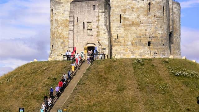 Descubre York, Tours en Espaรฑol - Portuguรชs - Walks & Hiking in york