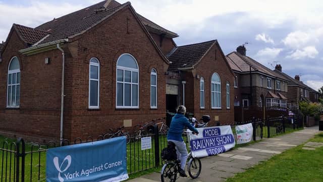 Bus Stop at Heworth Church Hall - Bus Stops in heworth
