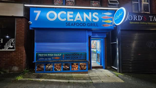 Dining at 7 oceans Seafood & grill in leeds