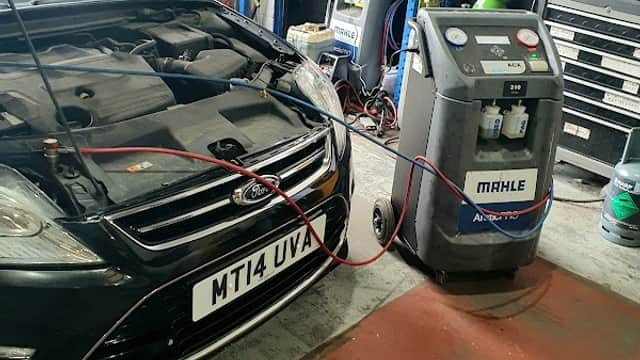 Powells Motors Ltd - Car Dealers in mexborough
