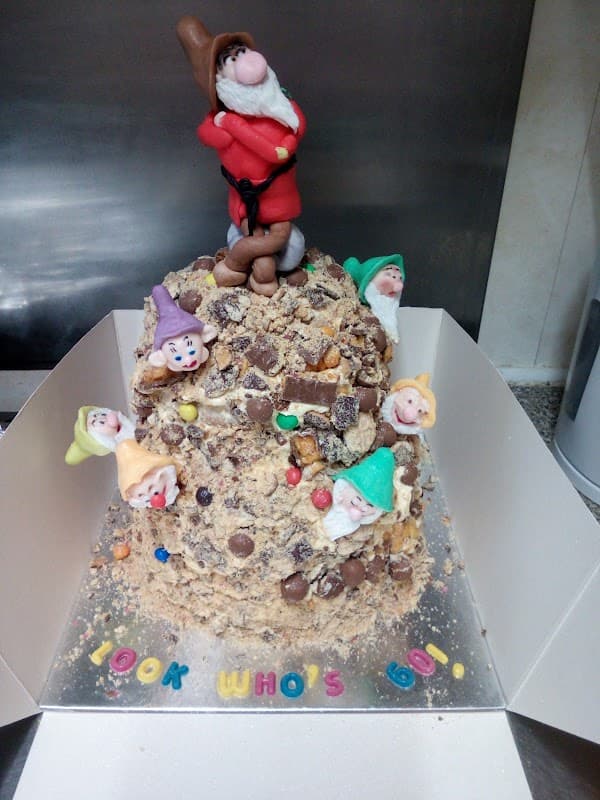 Nana Doris' Cake House