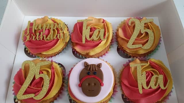 Nicci's Cakes - Bakers in halifax