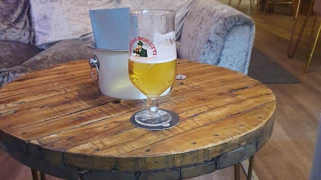 Food & drink at The Cristello Lounge in penistone