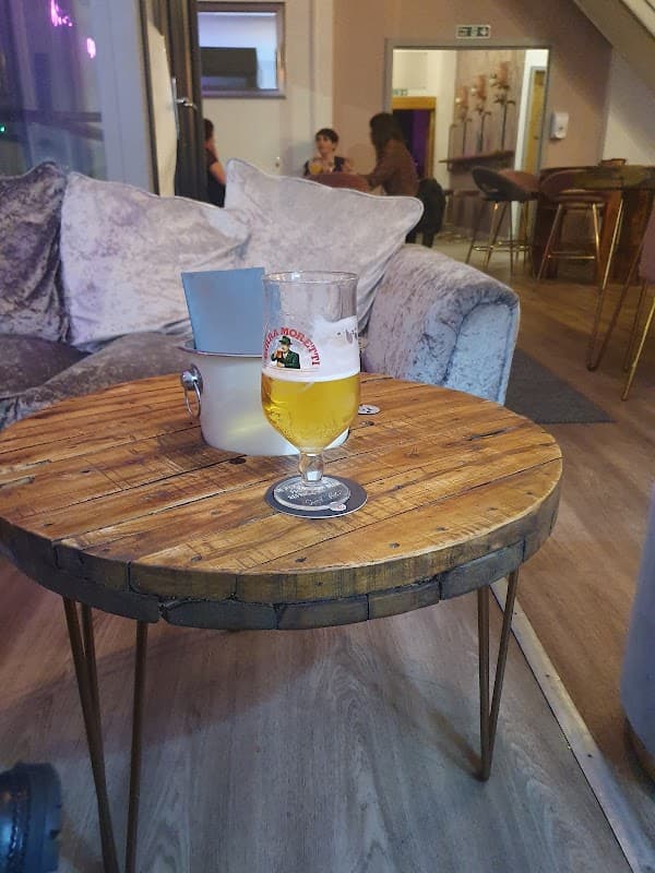 The Cristello Lounge