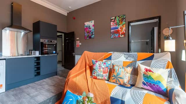 Accommodation at Art-Filled Bohemian 1 Bedroom Apt 2 Beds Colourful Praise Inn Newly Refurbished in hull