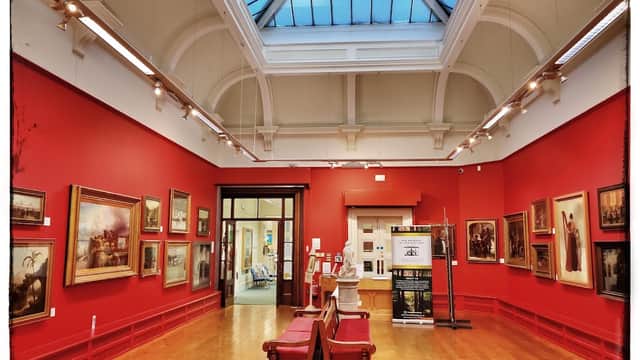 SMITH ART GALLERY • BRIGHOUSE - Gallery in brighouse