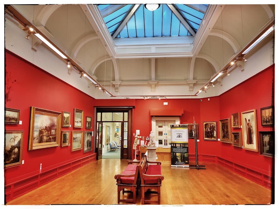 SMITH ART GALLERY • BRIGHOUSE