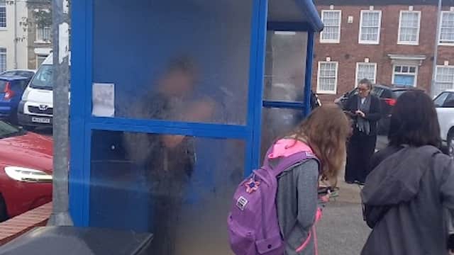 Bus Stop at Hedon Thorn Road - Bus Stops in hedon