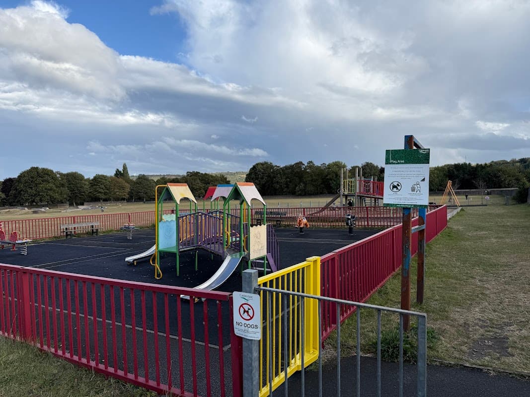 Hullen Edge Park Playground