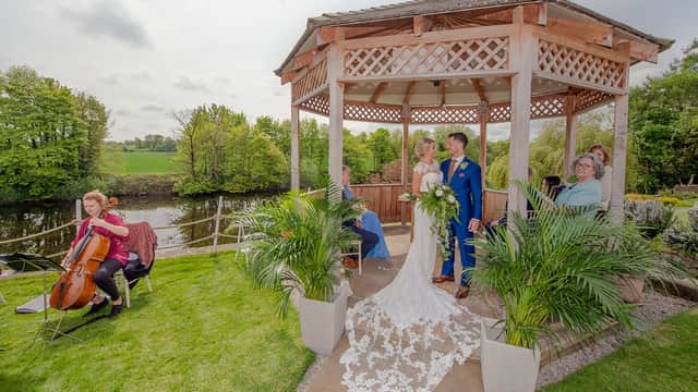 Riverside, Yorkshire Wedding Weekends - Entertainment in west tanfield