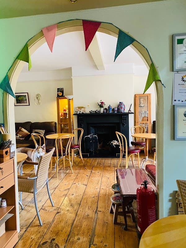 Porters Coffee Shop And B&B