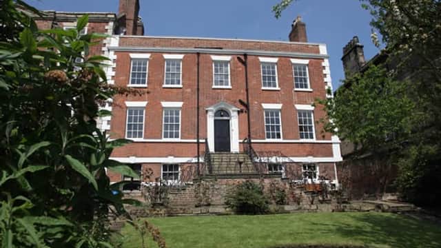 Accommodation at Thistlebank Townhouse Whitby in whitby railway station