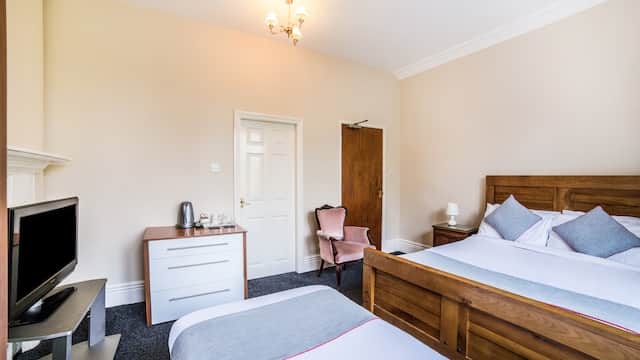 The Briary - Guest House in sheffield