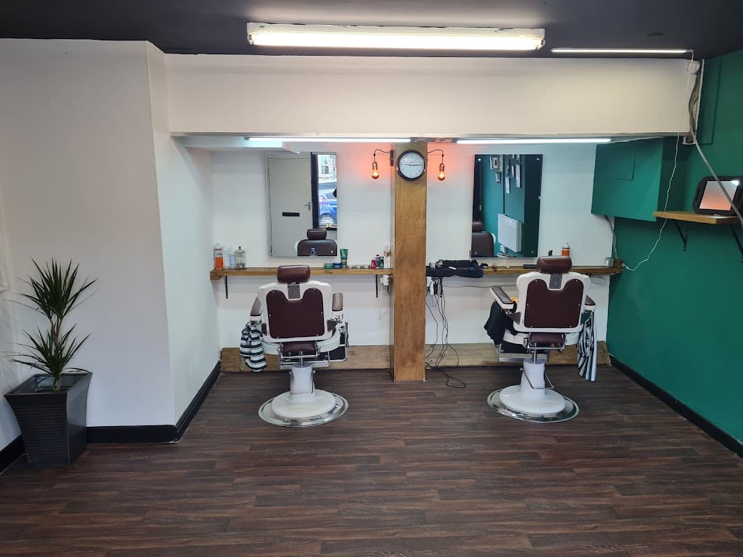 BARBERING ARTIST