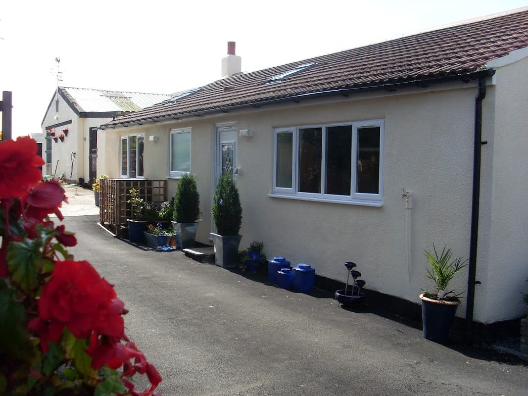 Holly Cottage