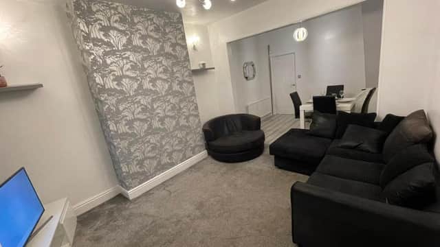 Accommodation at Cheerful -2 Bedroom Holiday Home in hull