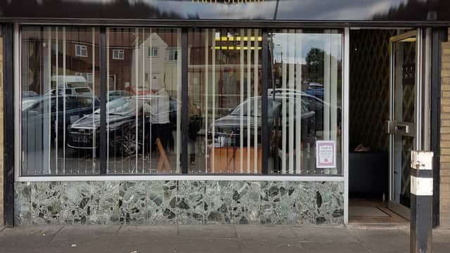 Mr Henris - Hair Salons in pontefract