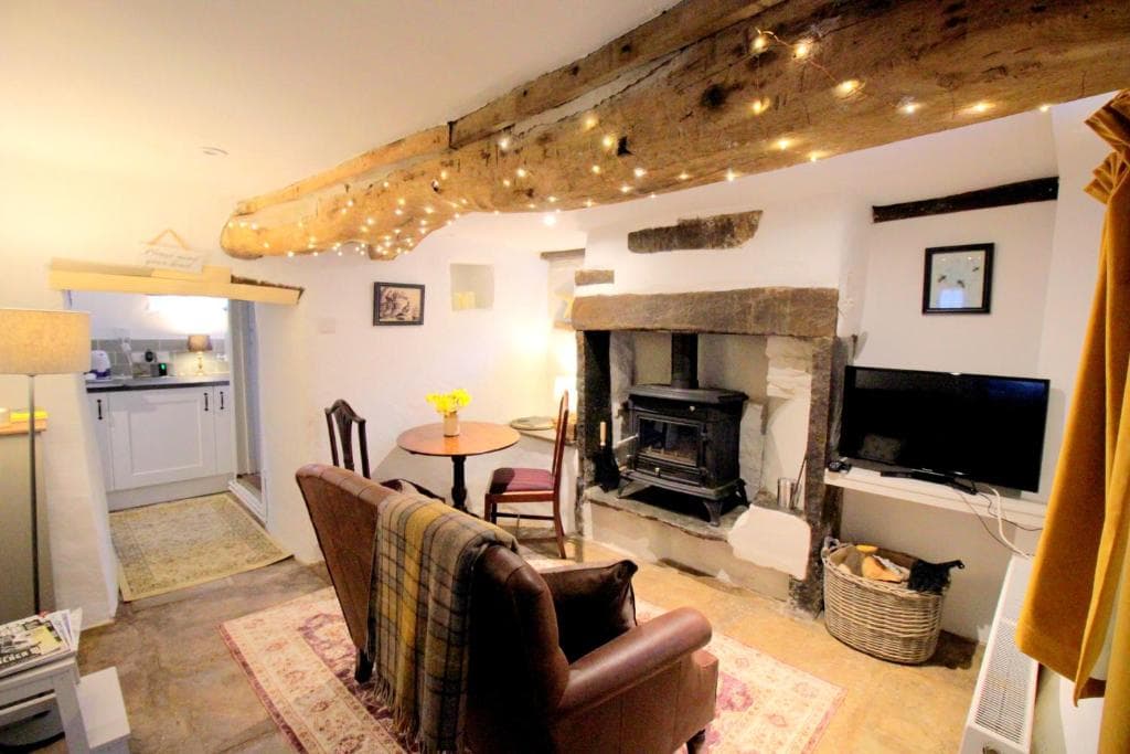 Beebole Cottage