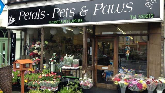 Petals Pets & Paws - Florists in hornsea